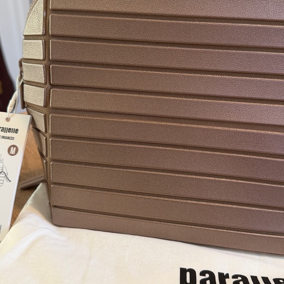 Parallelle Bag - Picture 2 of 4